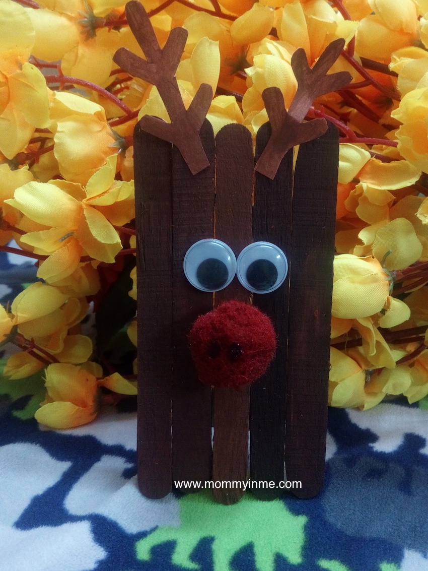 Rudolph the red nosed reindeer, the glowing nosed Santa's Reindeer, know the story why is he adored in the history. A kids story that will make all fall in love with Santa's Rudolph reindeer. Along with get some easy Christmas Reindeer crafts for preschoolers, toddlers and small kids as well here. Read now! #christmascrafts #craftsforkids #easycrafts #simplecrafts #rudolph #reindeercrafts #reindeersong #Christmas2017 #Storyforkids #Santasreindeer