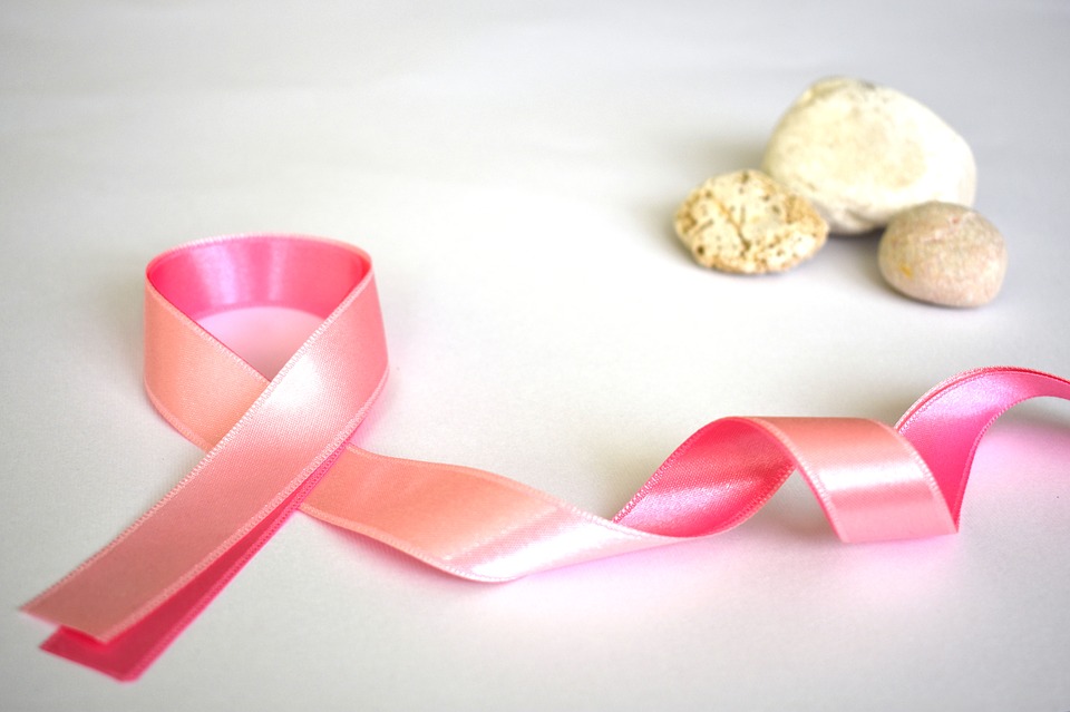 World Cancer Day : 7 tips to avoid Breast Cancer risk