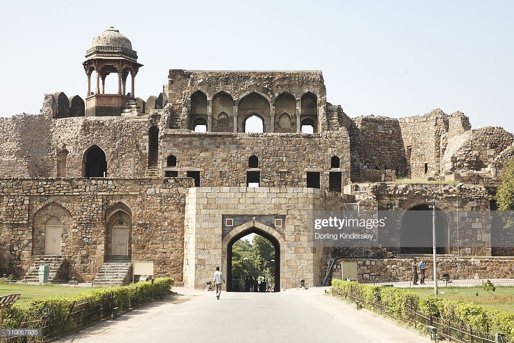 The Old fort of Delhi is one of the most captivating places rich in History. It has the mentions that Indraprastha, the city built by Pandava's was at this site and is of importance to Hindu'd Mughal's and Afghan's equally. #puranaQuila #oldfort #fortsofindia #fortress #Forts #Delhi #historical