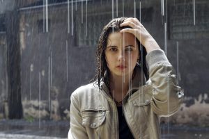 How to get rid of Frizzy hair this Monsoon?