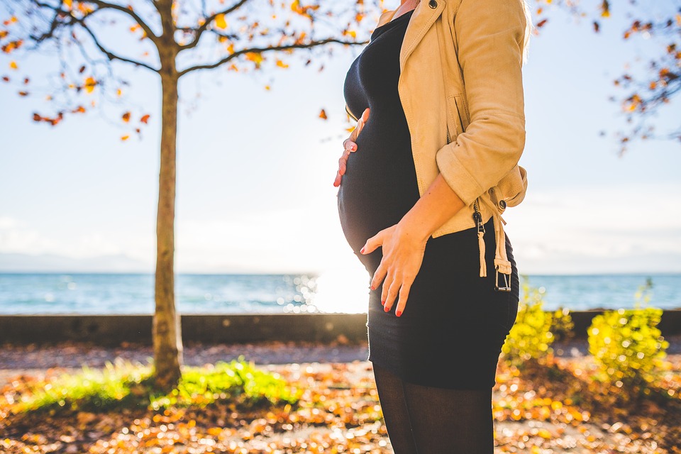 How to overcome stress and anxiety during Pregnancy? Well, Its common for many first time to be mums and here is this help post to help you feel beautiful and calm . #pregnancy #momtobe #motherhood #pregnantwomen #beingpregnant